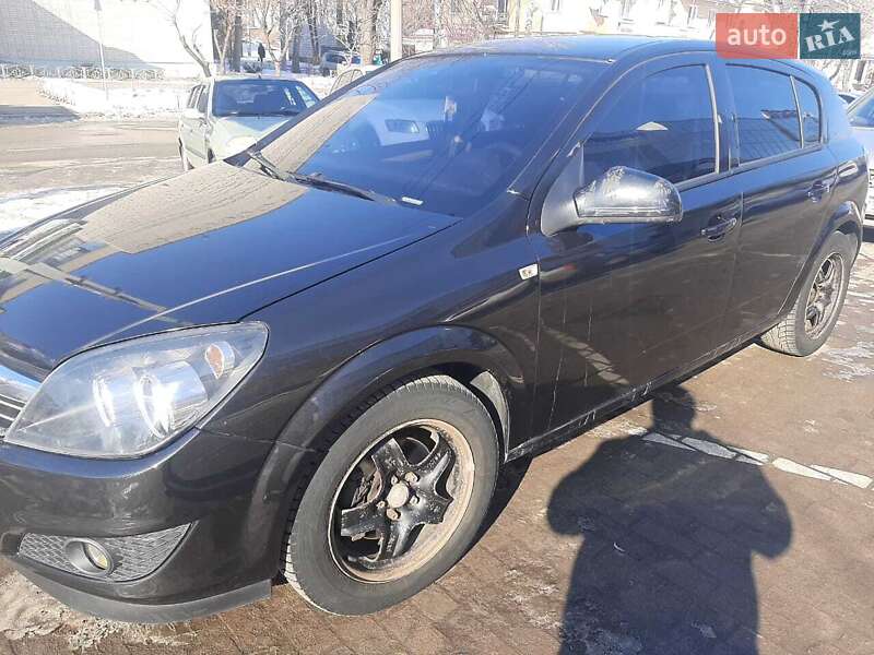 Хэтчбек Opel Astra 2012 в Сумах фото 3 Хэтчбек Opel Astra 2012 в Сумах