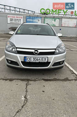 Універсал Opel Astra 2005 в Чернівцях