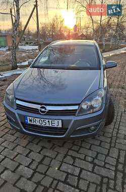 Универсал Opel Astra 2005 в 