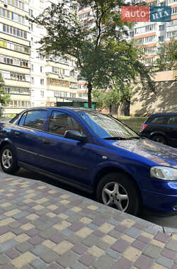 Седан Opel Astra 2003 в Броварах