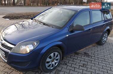 Універсал Opel Astra 2010 в 