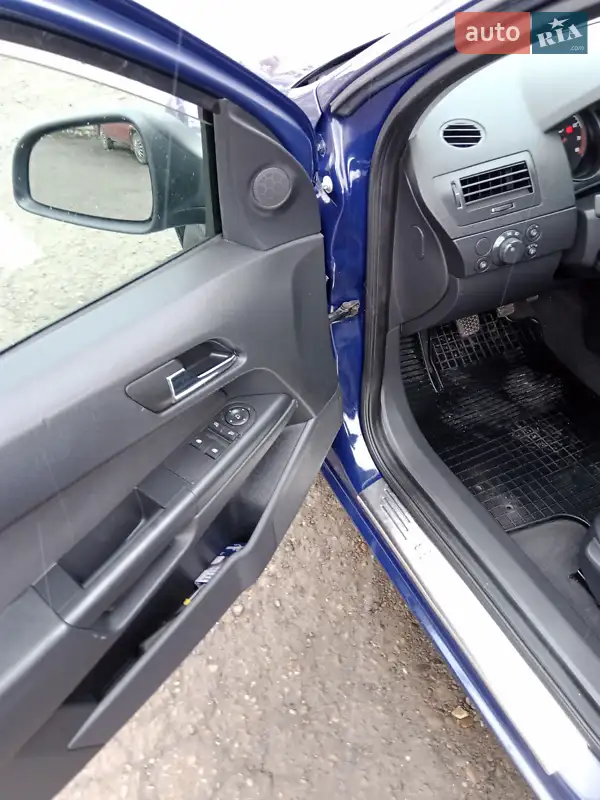Opel Astra 2010