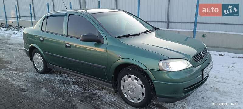 Седан Opel Astra 2008 в Полтаве фото 2 Седан Opel Astra 2008 в Полтаве