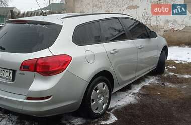Універсал Opel Astra 2011 в 