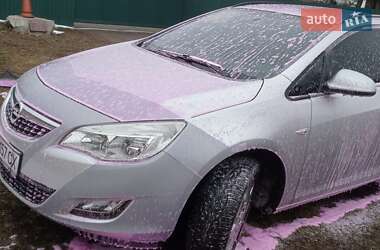 Універсал Opel Astra 2011 в 