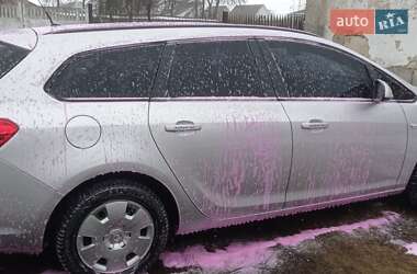 Універсал Opel Astra 2011 в 