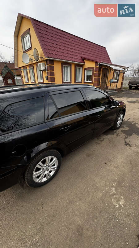 Універсал Opel Astra 2006 в В’язівоку