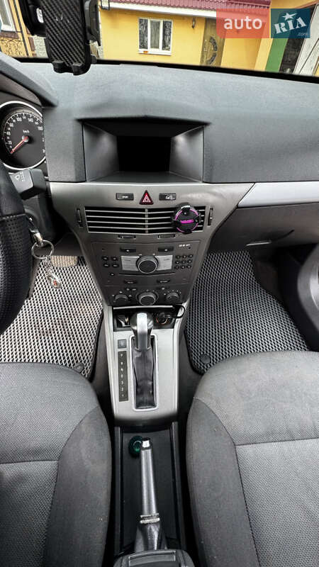 Універсал Opel Astra 2006 в В’язівоку