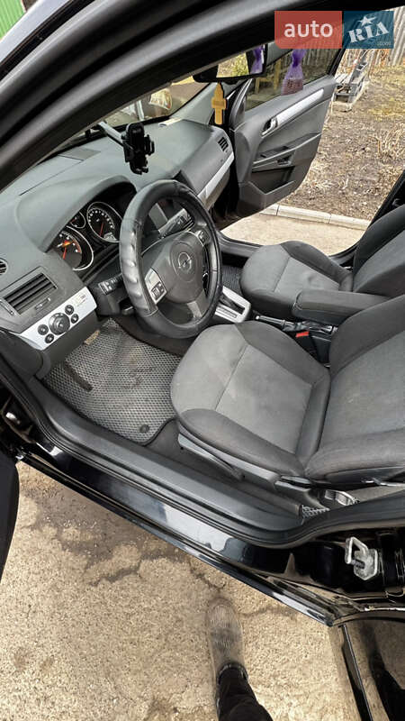 Універсал Opel Astra 2006 в В’язівоку
