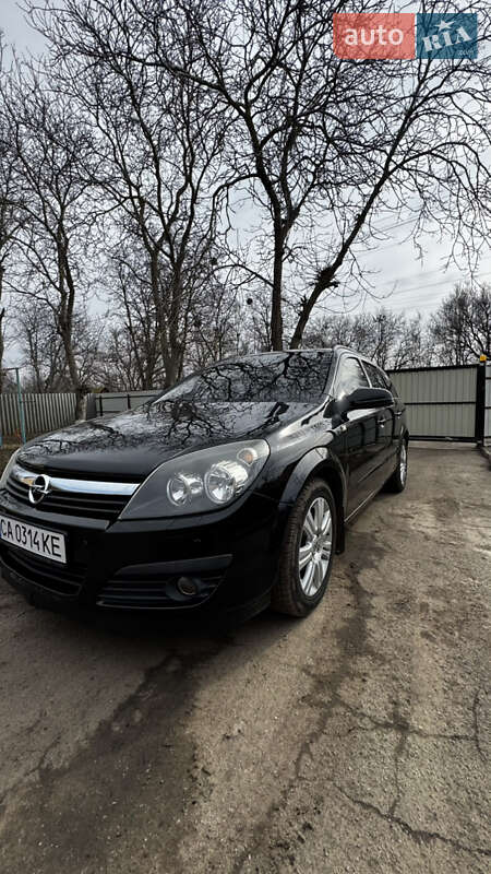 Універсал Opel Astra 2006 в В’язівоку