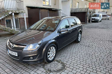 Універсал Opel Astra 2009 в Івано-Франківську