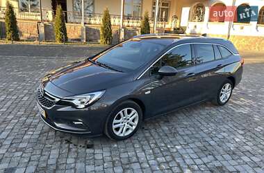 Универсал Opel Astra 2016 в Золочеве