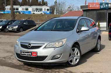 Універсал Opel Astra 2011 в Вінниці