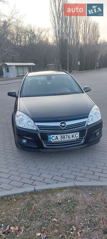 Універсал Opel Astra 2007 в Каневі
