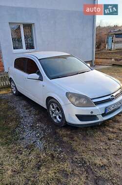 Хетчбек Opel Astra 2007 в 