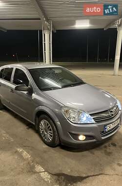 Хетчбек Opel Astra 2008 в Запоріжжі