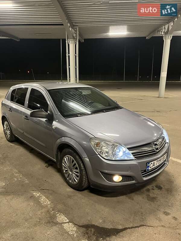 Opel Astra 2008