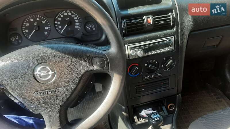 Универсал Opel Astra 2001 в Городенке