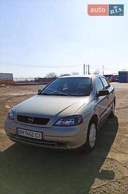 Седан Opel Astra 2006 в Житомирі