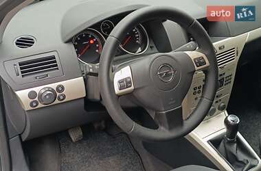 Хетчбек Opel Astra 2007 в Києві