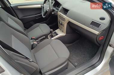 Хетчбек Opel Astra 2007 в Києві