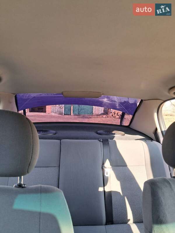 Седан Opel Astra 2007 в Миргороде фото 6 Седан Opel Astra 2007 в Миргороде