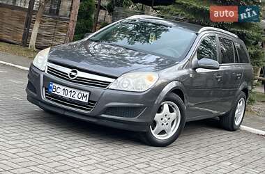 Универсал Opel Astra 2009 в Дрогобыче