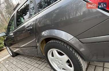 Универсал Opel Astra 2009 в Дрогобыче