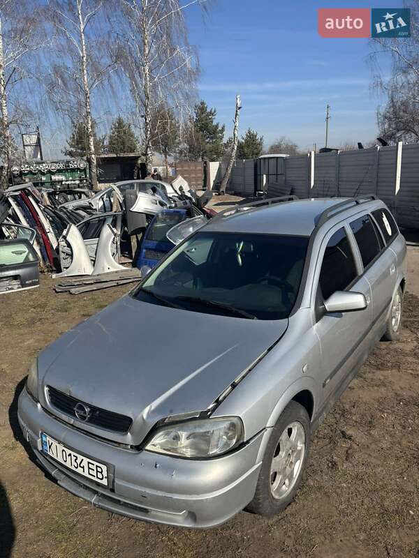 Универсал Opel Astra 2004 в Ракитном