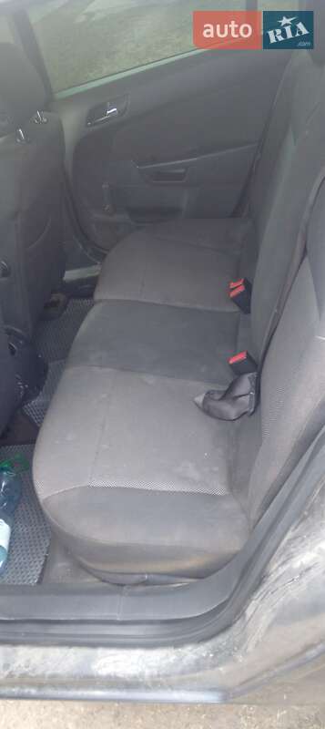 Универсал Opel Astra 2009 в Бориславе