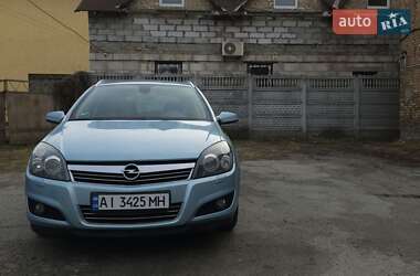 Универсал Opel Astra 2009 в Украинке