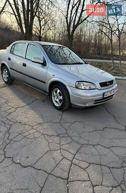 Седан Opel Astra 2007 в Дніпрі