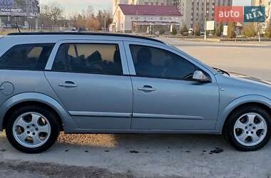 Универсал Opel Astra 2006 в 