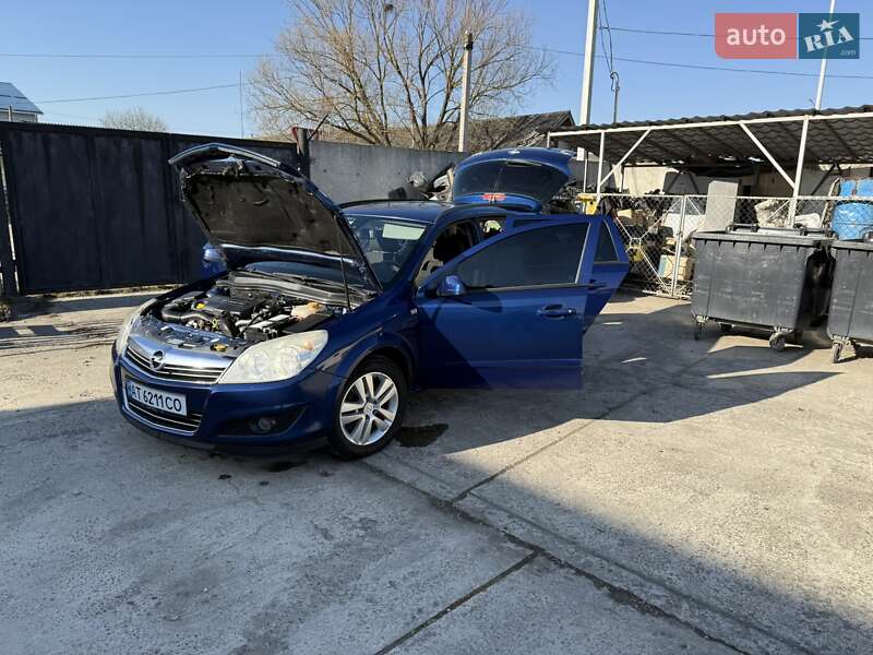 Opel Astra 2008