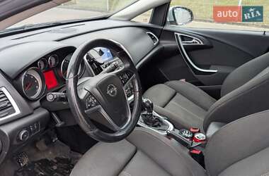 Универсал Opel Astra 2014 в 