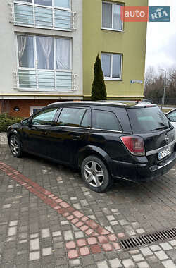 Универсал Opel Astra 2010 в 
