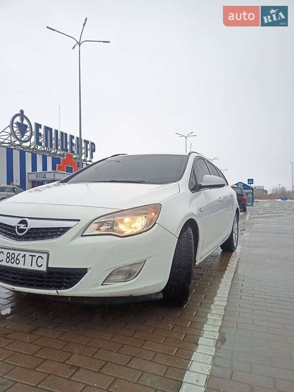 Універсал Opel Astra 2012 в Дрогобичі фото 3 Універсал Opel Astra 2012 в Дрогобичі