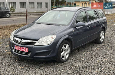 Універсал Opel Astra 2007 в Луцьку