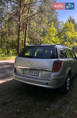 Универсал Opel Astra 2008 в 