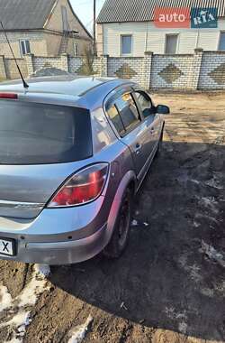 Хэтчбек Opel Astra 2008 в 