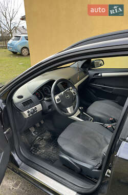 Универсал Opel Astra 2008 в 