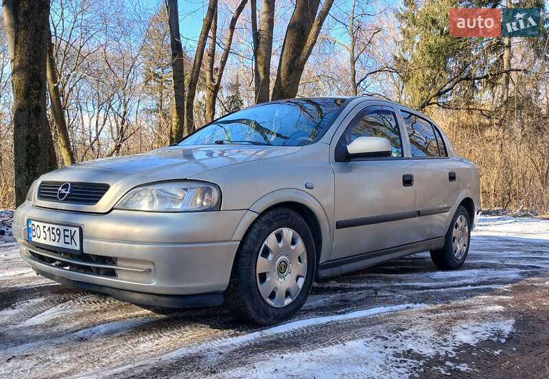 Седан Opel Astra 2007 в Тернополе