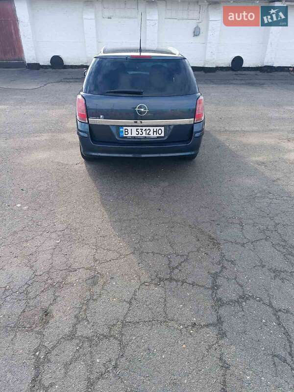 Універсал Opel Astra 2008 в Києві