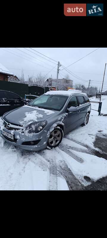 Универсал Opel Astra 2009 в Бердичеве