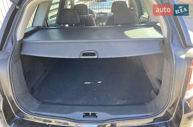 Универсал Opel Astra 2010 в 