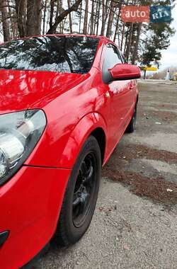 Хэтчбек Opel Astra 2006 в Киеве