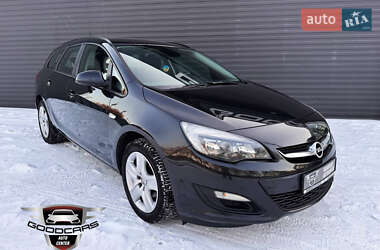 Універсал Opel Astra 2014 в Кам'янському