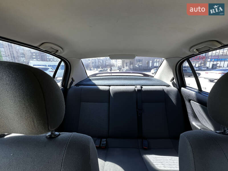 Седан Opel Astra 2006 в Тернополі