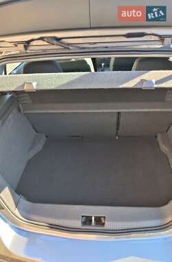 Хэтчбек Opel Astra 2006 в 