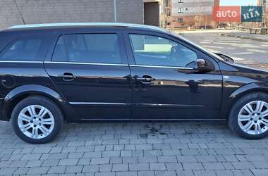 Универсал Opel Astra 2009 в 